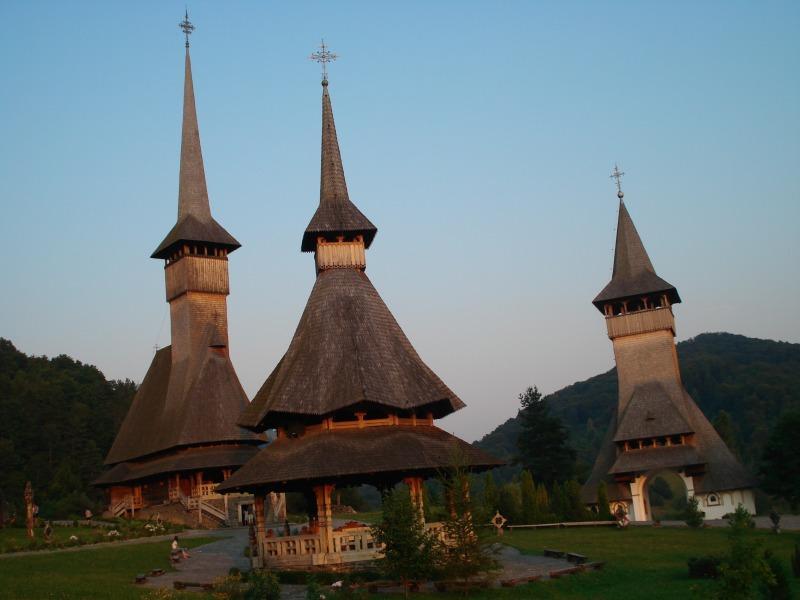 <p>Mănăstirea <em>B&acirc;rsana, </em>Maramureş</p>

