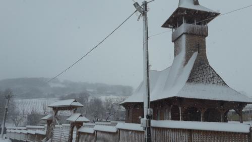 Latura nord-vestică 1